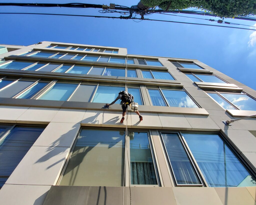 High Rise Window Cleaning