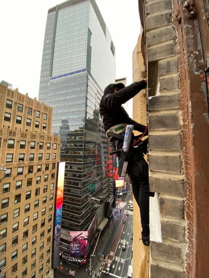 High Rise Window Cleaning